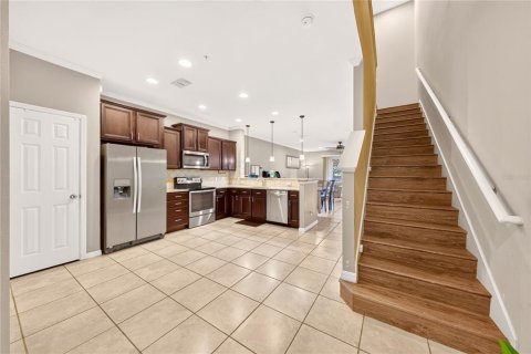 Adosado en venta en Orlando, Florida, 2 dormitorios, 131.64 m2 № 2391199 - foto 4