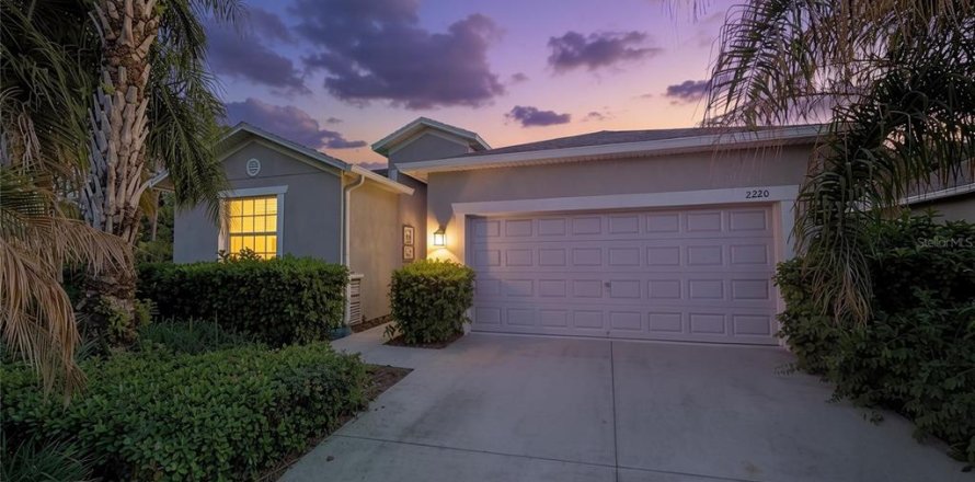 Villa ou maison à Davenport, Floride 4 chambres, 186.36 m2 № 2200911