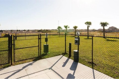 Villa ou maison à vendre à Davenport, Floride: 4 chambres, 186.36 m2 № 2200911 - photo 28