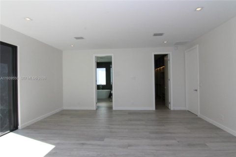 Купить виллу или дом в Майами, Флорида 4 спальни, 281.87м2, № 1998815 - фото 22