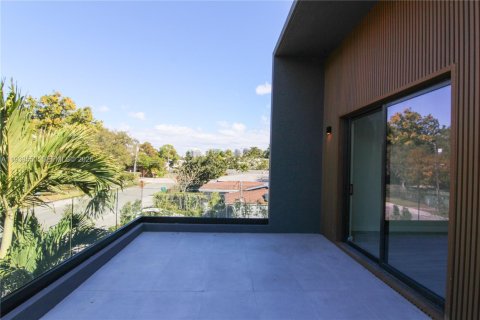 Купить виллу или дом в Майами, Флорида 4 спальни, 281.87м2, № 1998815 - фото 28