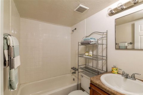 Appartement à louer à Gainesville, Floride: 1 chambre, 52.03 m2 № 2385661 - photo 9