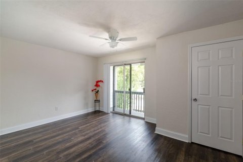 Appartement à louer à Gainesville, Floride: 1 chambre, 52.03 m2 № 2385661 - photo 4
