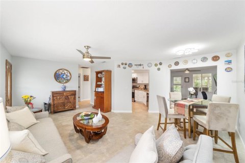 Casa en venta en Ocala, Florida, 2 dormitorios, 113.71 m2 № 1906709 - foto 12