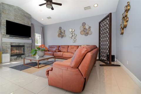 Casa en venta en Lake Mary, Florida, 4 dormitorios, 230.21 m2 № 1550350 - foto 15