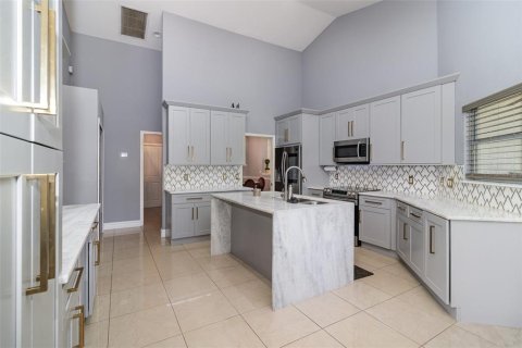Casa en venta en Lake Mary, Florida, 4 dormitorios, 230.21 m2 № 1550350 - foto 13