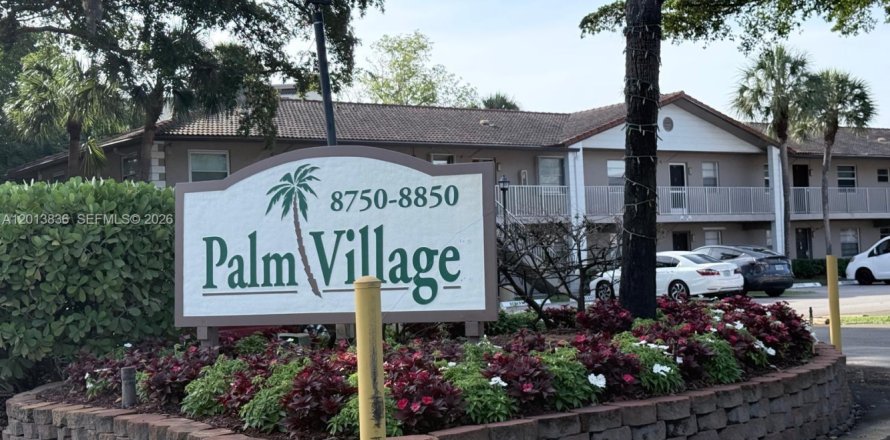 Condo in Coral Springs, Florida, 2 bedrooms  № 2076169