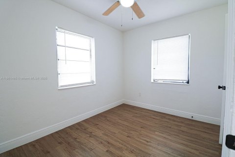 Casa en venta en Miami, Florida, 3 dormitorios, 106 m2 № 1892166 - foto 6