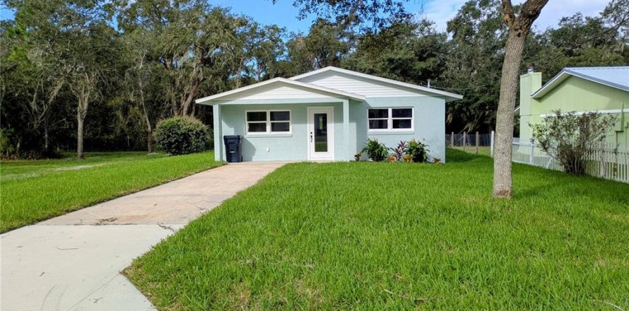 House in New Smyrna Beach, Florida 3 bedrooms, 148.27 sq.m. № 2428897