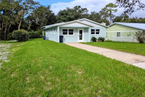 House in New Smyrna Beach, Florida 3 bedrooms, 148.27 sq.m. № 2428897 - photo 22