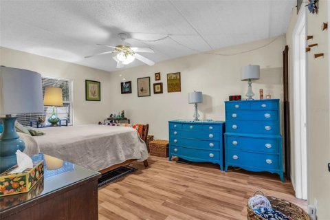 Condo in Tampa, Florida, 2 bedrooms  № 2394099 - photo 15