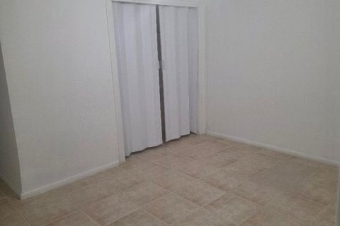 Apartment in Fort Lauderdale, Florida 2 bedrooms, 288.55 sq.m. № 2253446 - photo 7