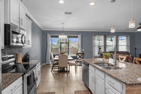 Casa en venta en Clermont, Florida, 5 dormitorios, 267.74 m2 № 1885155 - foto 5