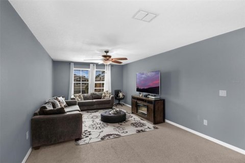 Casa en venta en Clermont, Florida, 5 dormitorios, 267.74 m2 № 1885155 - foto 15