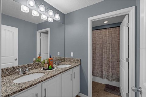 Casa en venta en Clermont, Florida, 5 dormitorios, 267.74 m2 № 1885155 - foto 18