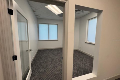 Propiedad comercial en alquiler en Jacksonville Beach, Florida № 1883872 - foto 16