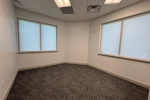 Propiedad comercial en alquiler en Jacksonville Beach, Florida № 1883872 - foto 15