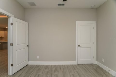 Casa en alquiler en Kissimmee, Florida, 4 dormitorios, 155.15 m2 № 1853818 - foto 10