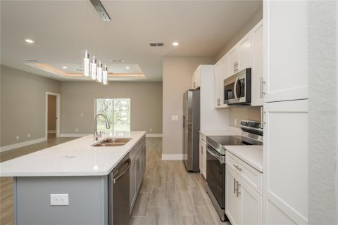 Casa en alquiler en Kissimmee, Florida, 4 dormitorios, 155.15 m2 № 1853818 - foto 5
