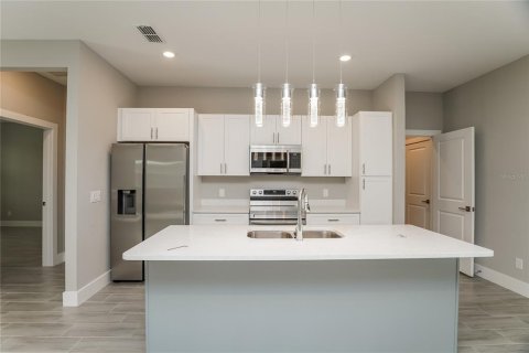 Casa en alquiler en Kissimmee, Florida, 4 dormitorios, 155.15 m2 № 1853818 - foto 4