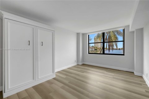 Купить кондоминиум в Авентура, Флорида 2 спальни, 149.57м2, № 1880077 - фото 11