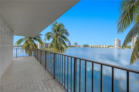 Купить кондоминиум в Авентура, Флорида 2 спальни, 149.57м2, № 1880077 - фото 6