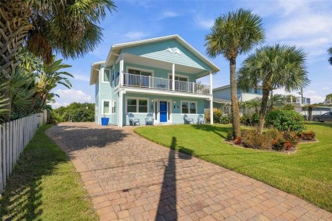Villa ou maison à vendre à New Smyrna Beach, Floride: 3 chambres, 212.56 m2 № 2430830 - photo 2