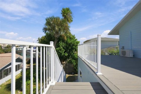 Villa ou maison à vendre à New Smyrna Beach, Floride: 3 chambres, 212.56 m2 № 2430830 - photo 25