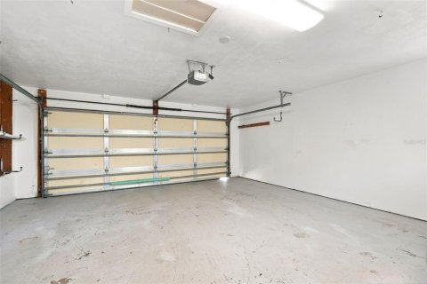 Villa ou maison à vendre à New Smyrna Beach, Floride: 3 chambres, 212.56 m2 № 2430830 - photo 23