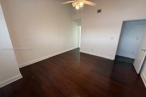 Copropriété à vendre à Oakland Park, Floride: 2 chambres, 101.82 m2 № 2049097 - photo 9