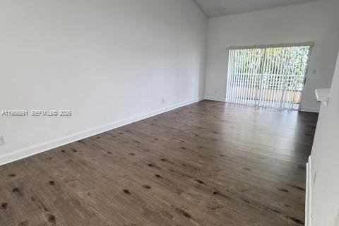 Copropriété à vendre à Oakland Park, Floride: 2 chambres, 101.82 m2 № 2049097 - photo 2