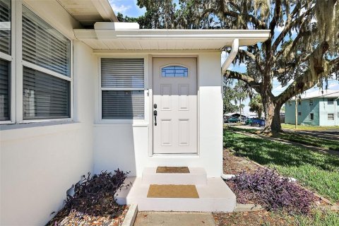 Casa en venta en Eustis, Florida, 2 dormitorios, 93.65 m2 № 1732186 - foto 3
