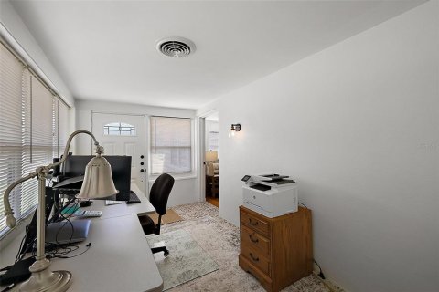 Casa en venta en Eustis, Florida, 2 dormitorios, 93.65 m2 № 1732186 - foto 5