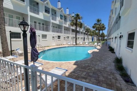 Copropriété à vendre à Redington Shores, Floride: 1 chambre, 72.46 m2 № 2279994 - photo 13