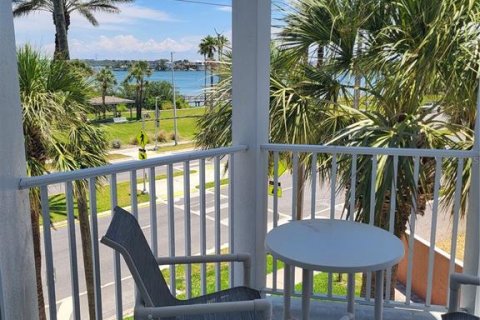 Copropriété à vendre à Redington Shores, Floride: 1 chambre, 72.46 m2 № 2279994 - photo 4