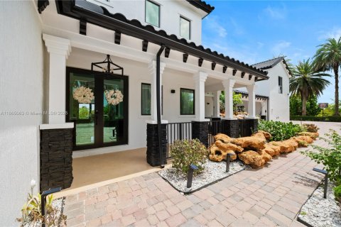 Купить виллу или дом в Хомстед, Флорида 1 комната, 366.5м2, № 1968551 - фото 6