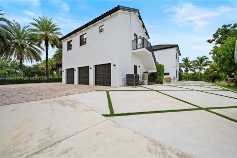 Купить виллу или дом в Хомстед, Флорида 1 комната, 366.5м2, № 1968551 - фото 30