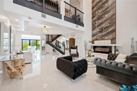 Купить виллу или дом в Хомстед, Флорида 1 комната, 366.5м2, № 1968551 - фото 8