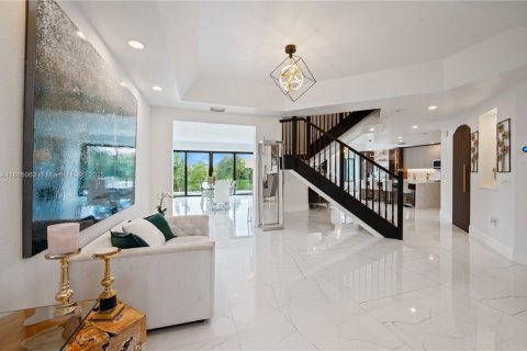 Купить виллу или дом в Хомстед, Флорида 1 комната, 366.5м2, № 1968551 - фото 9