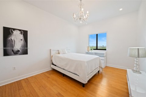 Купить виллу или дом в Хомстед, Флорида 1 комната, 366.5м2, № 1968551 - фото 20