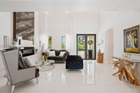 Купить виллу или дом в Хомстед, Флорида 1 комната, 366.5м2, № 1968551 - фото 7