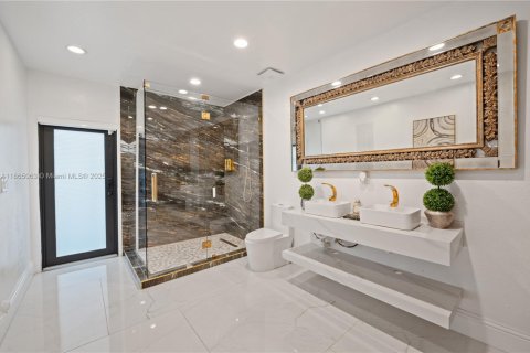 Купить виллу или дом в Хомстед, Флорида 1 комната, 366.5м2, № 1968551 - фото 10