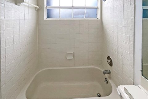 Condominio en venta en Tampa, Florida, 2 dormitorios, 114.64 m2 № 1649026 - foto 24
