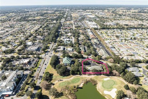 Commercial property in The Villages, Florida 552.77 sq.m. № 2104362 - photo 3