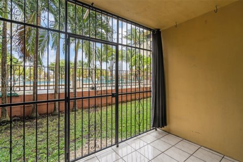 Adosado en venta en Miami, Florida, 3 dormitorios, 142.88 m2 № 1867118 - foto 21