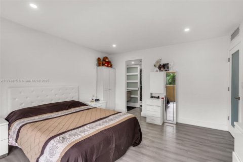 Adosado en venta en Miami, Florida, 3 dormitorios, 142.88 m2 № 1867118 - foto 3