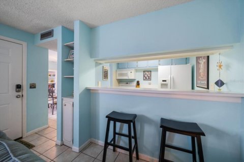 Copropriété à vendre à Madeira Beach, Floride: 2 chambres, 96.62 m2 № 1638249 - photo 8