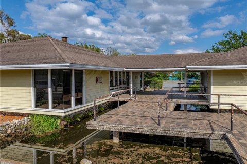 Propiedad comercial en venta en Dade City, Florida, 421.22 m2 № 2106086 - foto 17