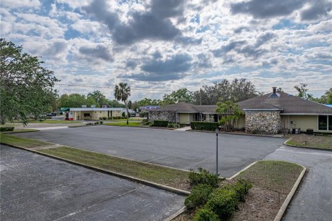 Propiedad comercial en venta en Dade City, Florida, 421.22 m2 № 2106086 - foto 12