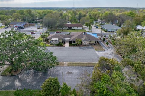 Propiedad comercial en venta en Dade City, Florida, 421.22 m2 № 2106086 - foto 11